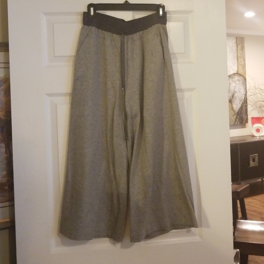 Wide legged cropped Lafayette 148